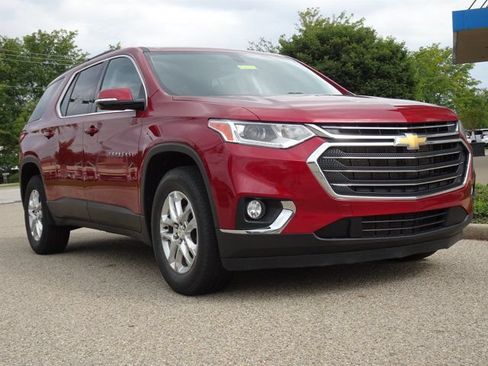 Used 2020 Chevrolet Traverse LT FWD image 31