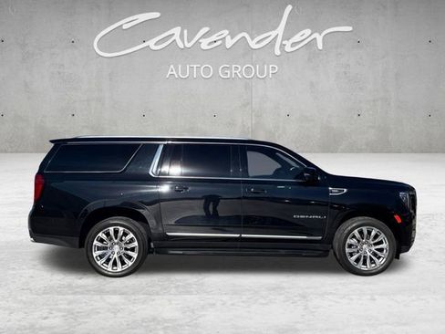 Used 2024 GMC Yukon XL Denali image 15