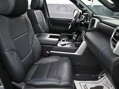 Used 2022 Toyota Tundra Platinum image 36