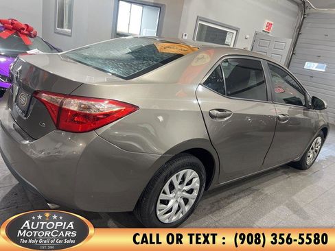 Used 2019 Toyota Corolla LE image 5