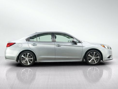 Used 2017 Subaru Legacy 3.6R Limited AWD/4WD image 6