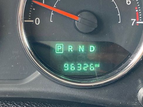 Used 2018 Jeep Wrangler Unlimited Rubicon w/ Connectivity Group image 17