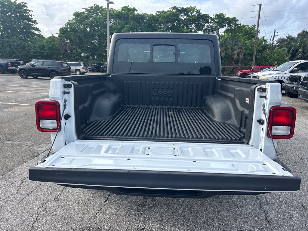 Used 2026 Jeep Gladiator Sport AWD/4WD image 29