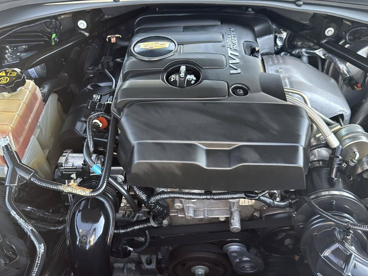 Used 2016 Cadillac CTS Luxury RWD image 27