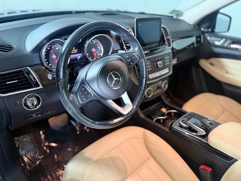 Used 2017 Mercedes-Benz GLS 450 4MATIC image 19