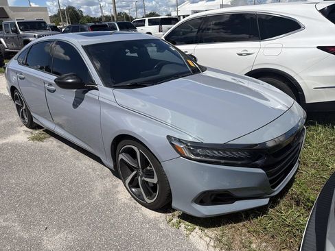 Used 2021 Honda Accord Sport image 9