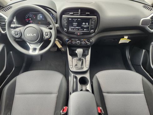 Used 2022 Kia Soul LX w/ Technology Package image 21