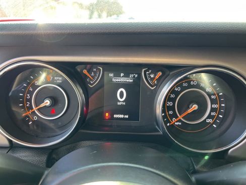 Used 2020 Jeep Gladiator Sport w/ Quick Order Package 24S image 14