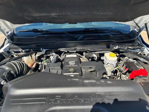 Used 2023 RAM 2500 Big Horn image 9