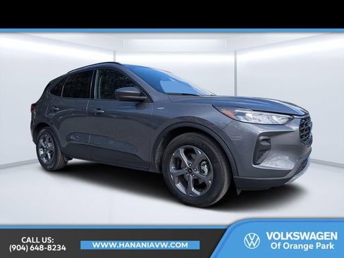 Used 2025 Ford Escape ST-Line image 1