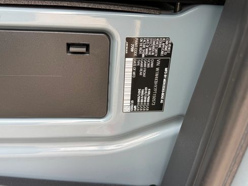 Used 2023 Mercedes-Benz Sprinter 2500 image 31
