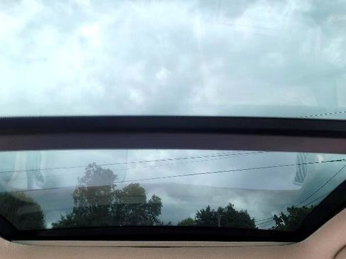 Used 2015 Hyundai Genesis 5.0 w/ Option Group 05 image 14