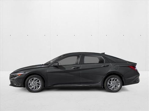 New 2026 Hyundai Elantra Hybrid FWD image 3
