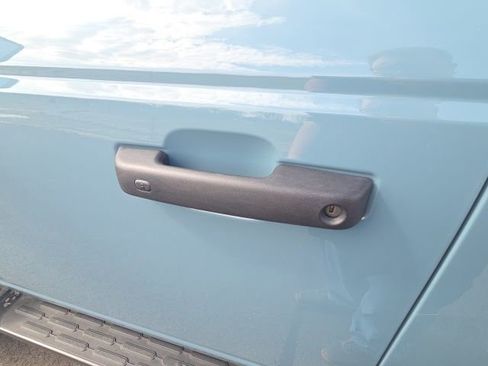 Used 2022 Ford Bronco Badlands image 22