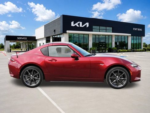 Used 2019 MAZDA MX-5 Miata RF Grand Touring RWD image 4