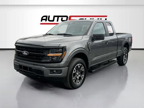 Used 2025 Ford F150 STX w/ Equipment Group 200A AWD/4WD image 3