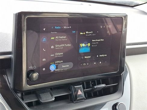 Certified 2023 Toyota Corolla Cross LE image 16