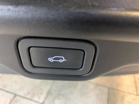 Used 2022 Land Rover Range Rover Westminster Edition image 53