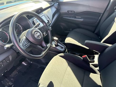 Certified 2025 Nissan Kicks Play S image 20