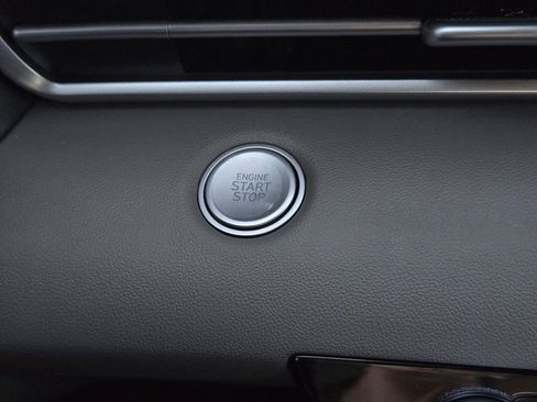 New 2026 Hyundai Elantra SEL Sport Premium FWD image 10