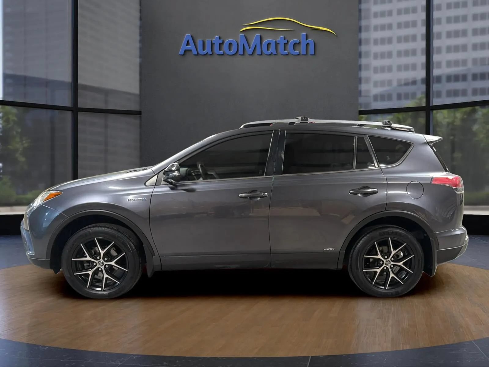 Used 2018 Toyota RAV4 SE w/ Advanced Technology Package AWD/4WD image 7
