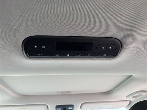 New 2026 Hyundai Palisade SEL Premium FWD image 12