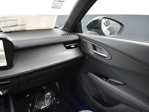 New 2026 Audi Q3 quattro 2.0T AWD/4WD image 14