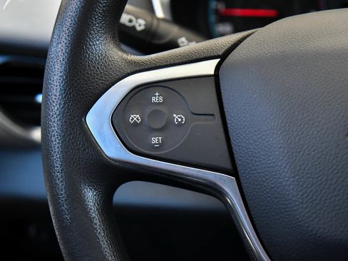 Used 2021 Chevrolet Traverse LS FWD image 28