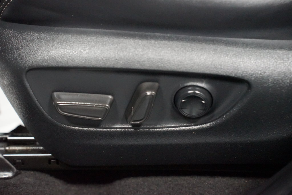 Certified 2022 Toyota RAV4 XLE Premium FWD image 32