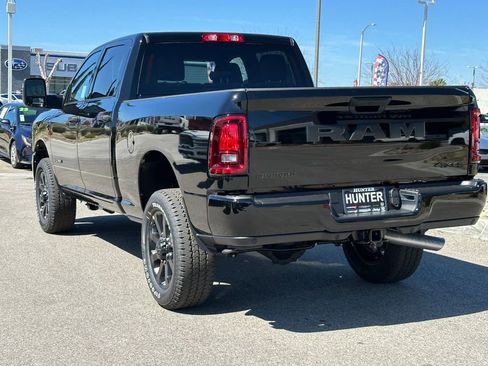 New 2026 RAM 2500 Big Horn AWD/4WD image 5