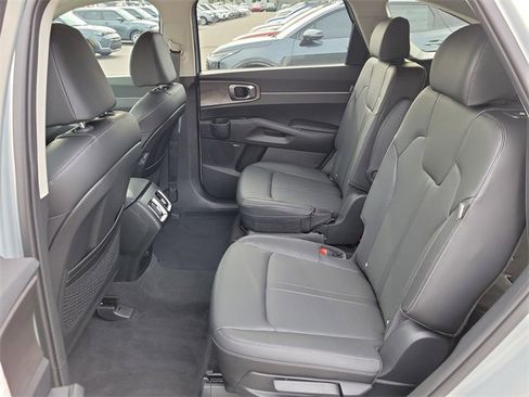 New 2026 Kia Sorento X-Line EX image 16