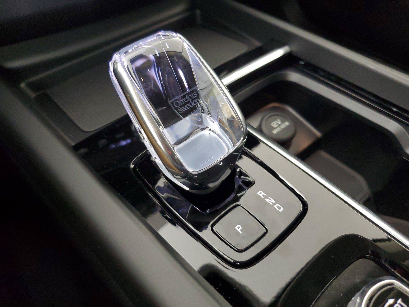 New 2027 Volvo XC60 B5 Core AWD/4WD image 32