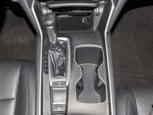 Certified 2019 Honda Accord EX-L image 30