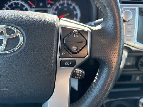 Used 2019 Toyota 4Runner SR5 Premium image 11