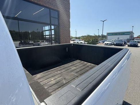 Used 2019 RAM 1500 Big Horn AWD/4WD image 13