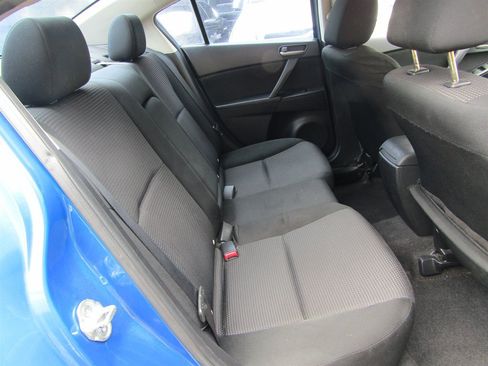 Used 2012 MAZDA MAZDA3 i Touring FWD image 6