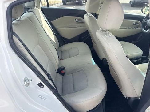 Used 2013 Kia Rio LX w/ PWR Pkg image 17