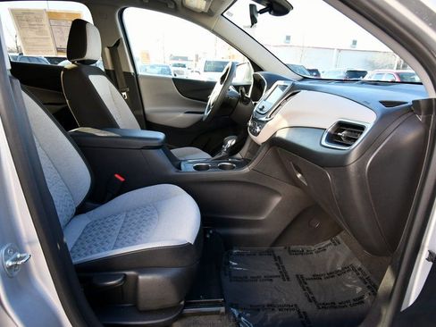 Used 2022 Chevrolet Equinox LT AWD/4WD image 20
