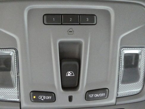 New 2025 GMC Sierra 2500 SLE w/ SLE Value Package; image 21