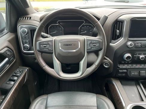Certified 2022 GMC Sierra 1500 Denali w/ Denali Premium Package image 24