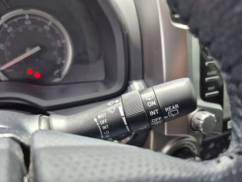 Used 2023 Toyota 4Runner Limited AWD/4WD image 37