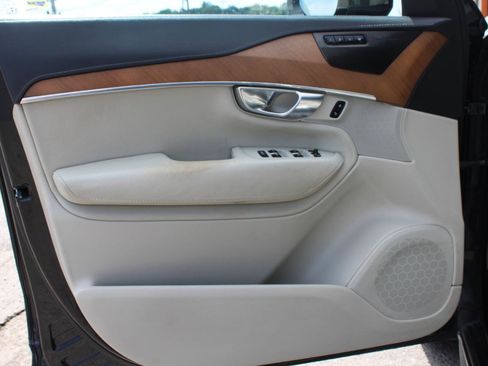 Used 2019 Volvo XC90 T6 Inscription w/ Protection Package Premier AWD/4WD image 14