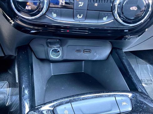 Used 2024 Chevrolet Trax RS w/ Driver Confidence Package FWD image 31