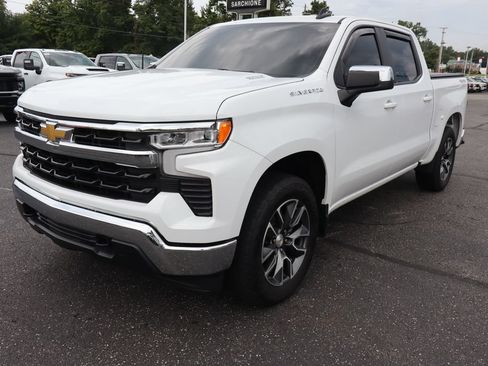 Used 2024 Chevrolet Silverado 1500 LT AWD/4WD image 20