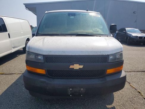 Used 2019 Chevrolet Express 2500 w/ Communications Package RWD image 3