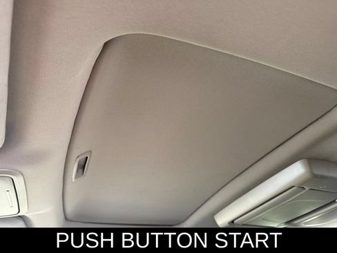 Used 2023 Honda Odyssey Touring image 12