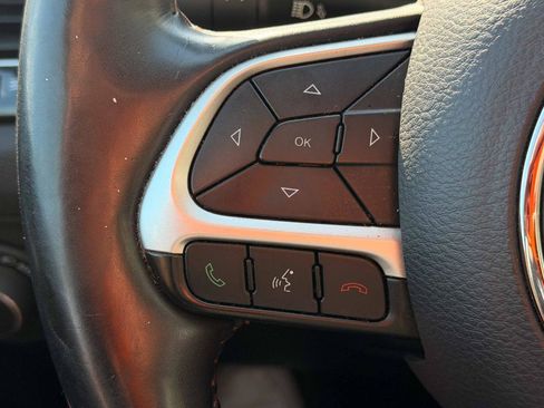 Used 2018 Jeep Compass Limited w/ Navigation Group FWD image 20