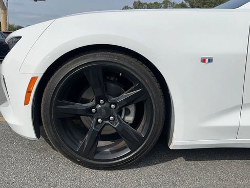 Used 2018 Chevrolet Camaro LT w/ RS Package image 29