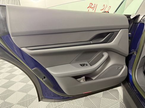 Certified 2023 Porsche Taycan image 17