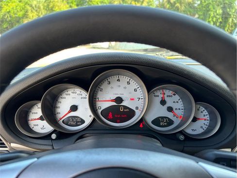 Used 2006 Porsche 911 Carrera S image 21